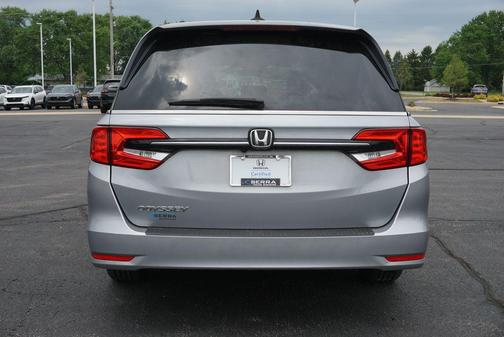 Lunar Silver Metallic 2023 Honda Odyssey EX-L