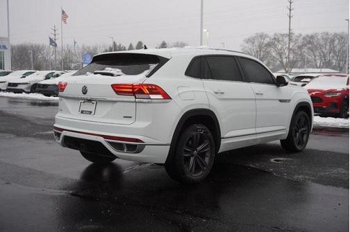 2021 Volkswagen Atlas Cross Sport 3.6L V6 SE w/Technology R-Line