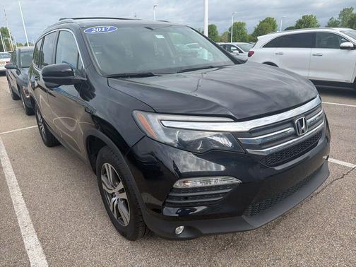 Crystal Black Pearl 2017 Honda Pilot EX-L
