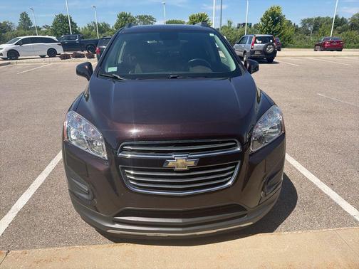Deep Espresso Metallic 2016 Chevrolet Trax LT