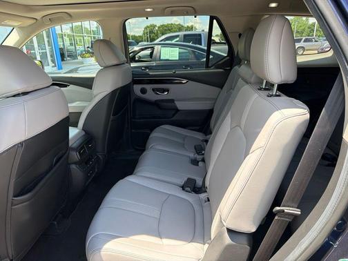 Obsidian Blue Pearl 2024 Honda Pilot Touring 8-Passenger
