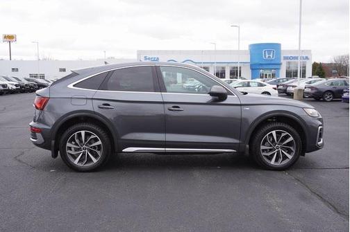 2023 Audi Q5 45 S line Premium