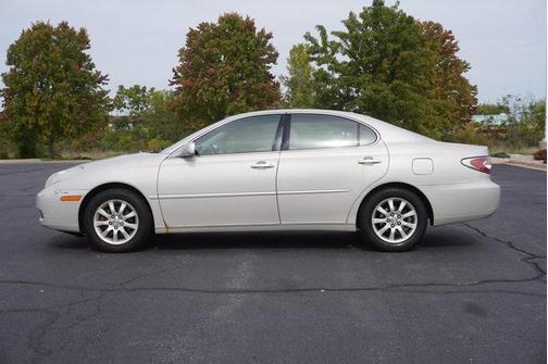 2002 Lexus ES 300 Base