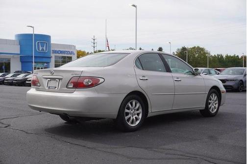 2002 Lexus ES 300 Base