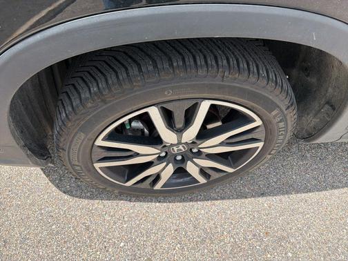 2022 Honda Pilot AWD Elite