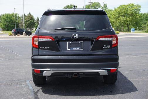 Crystal Black Pearl 2022 Honda Pilot AWD Elite