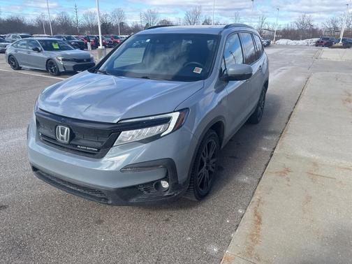 2022 Honda Pilot AWD Black Edition
