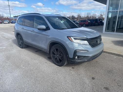 2022 Honda Pilot AWD Black Edition