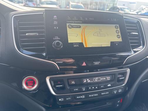 2022 Honda Pilot AWD Black Edition