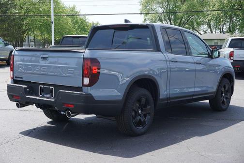 Sonic Gray Pearl 2026 Honda Ridgeline Black