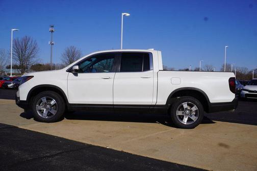 Platinum White Pearl 2026 Honda Ridgeline RTL