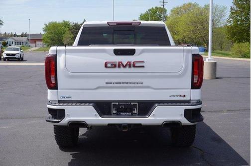 2021 GMC Sierra 1500 AT4