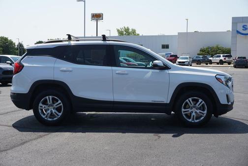 Summit White 2020 GMC Terrain SLE
