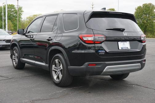 Crystal Black Pearl 2025 Honda Pilot EX-L