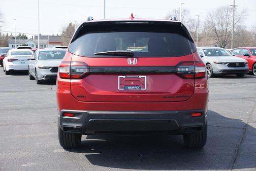 Radiant Red Metallic II 2026 Honda Pilot Black Edition
