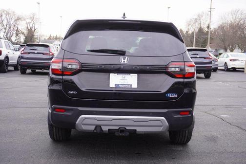 Crystal Black Pearl 2023 Honda Pilot AWD EX-L 7 Passenger