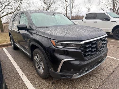2023 Honda Pilot AWD EX-L 7 Passenger