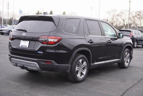 Crystal Black Pearl 2023 Honda Pilot AWD EX-L 7 Passenger