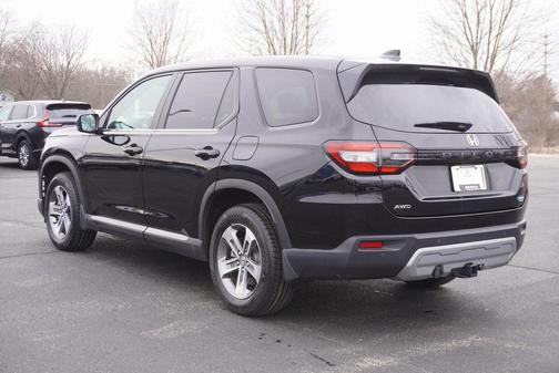 2023 Honda Pilot AWD EX-L 7 Passenger
