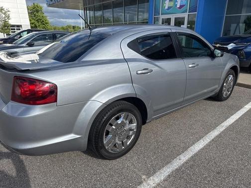 2013 Dodge Avenger SE