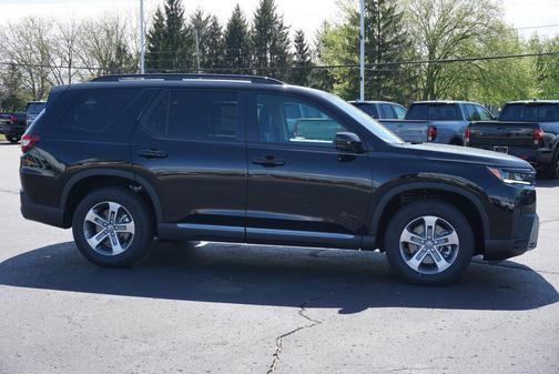 Crystal Black Pearl 2026 Honda Pilot EX-L