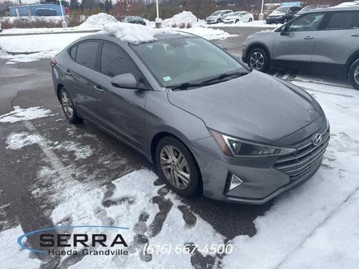 2019 Hyundai ELANTRA SEL