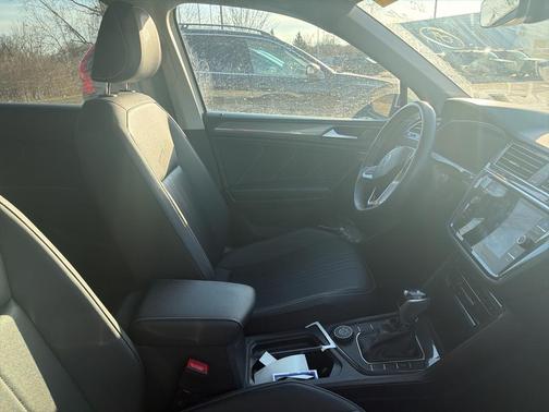 2023 Volkswagen Tiguan 2.0T SE 4MOTION