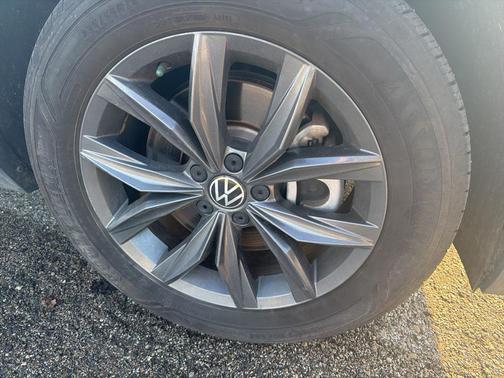 2023 Volkswagen Tiguan 2.0T SE 4MOTION