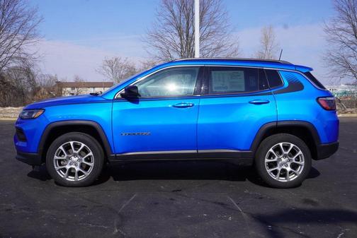 2022 Jeep Compass Latitude Lux