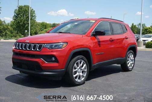 Redline Pearlcoat 2023 Jeep Compass Latitude Lux