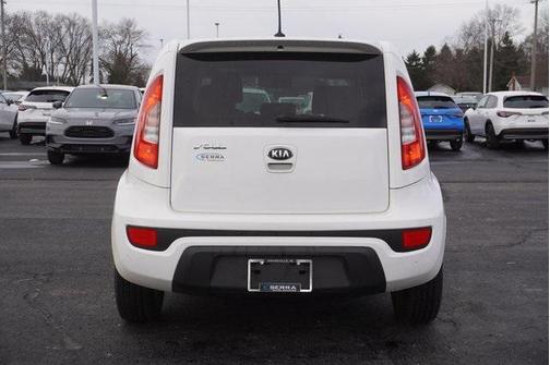 2013 Kia Soul Base