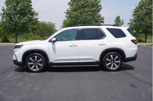 2024 Honda Pilot Touring 8-Passenger