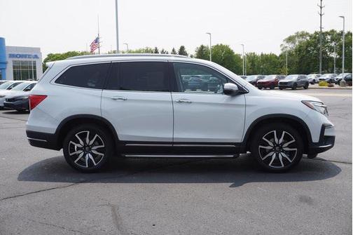 2022 Honda Pilot AWD Elite