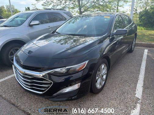 Mosaic Black Metallic 2025 Chevrolet Malibu FWD 1LT