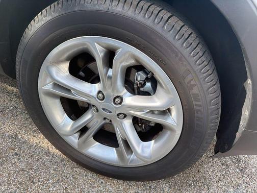 Ingot Silver 2013 Ford Explorer Limited