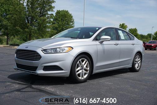 Ingot Silver 2015 Ford Fusion SE