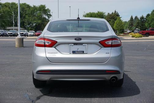 Ingot Silver 2015 Ford Fusion SE