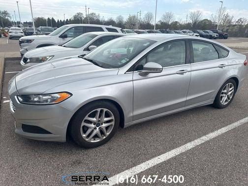 Ingot Silver 2015 Ford Fusion SE