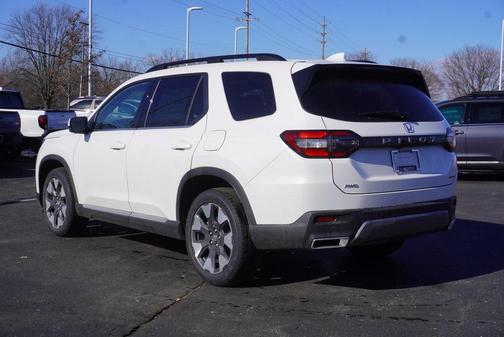 2026 Honda Pilot Touring 8-Passenger