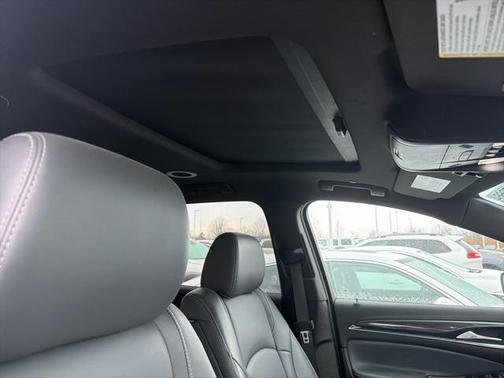 2022 Buick Enclave AWD Essence