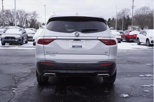 2022 Buick Enclave AWD Essence