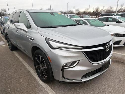 2022 Buick Enclave AWD Essence