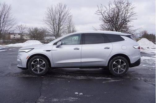 2022 Buick Enclave AWD Essence