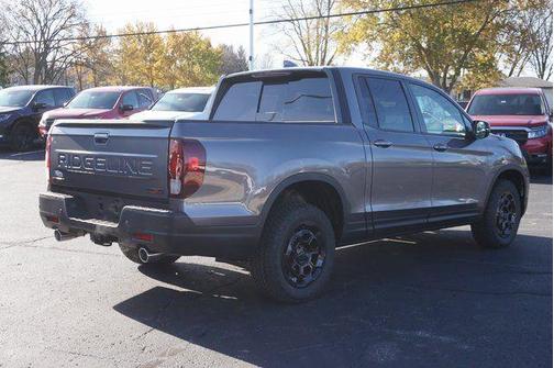 Modern Steel Metallic 2026 Honda Ridgeline TrailSport+