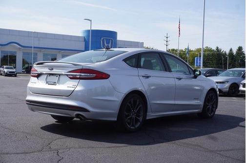 2018 Ford Fusion Hybrid SE