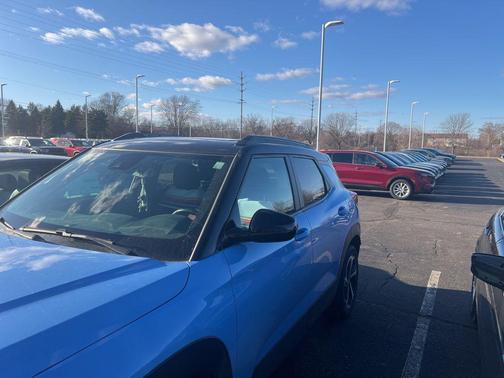 Fountain Blue 2023 Chevrolet Trailblazer RS