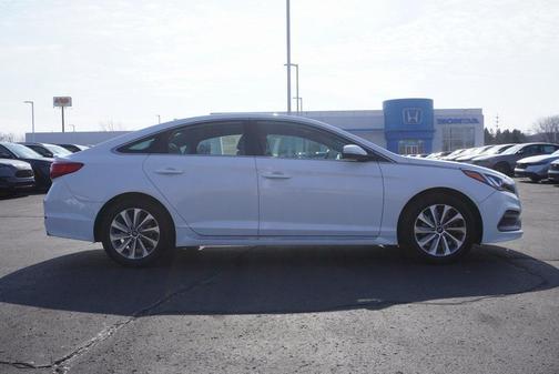 2017 Hyundai SONATA Sport