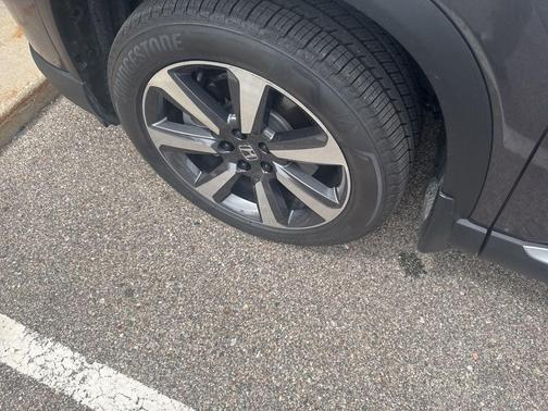 Modern Steel Metallic 2025 Honda Pilot Elite