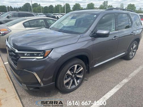 Modern Steel Metallic 2025 Honda Pilot Elite