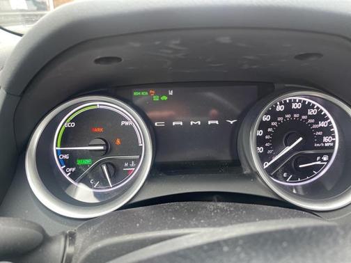 2021 Toyota Camry Hybrid XLE